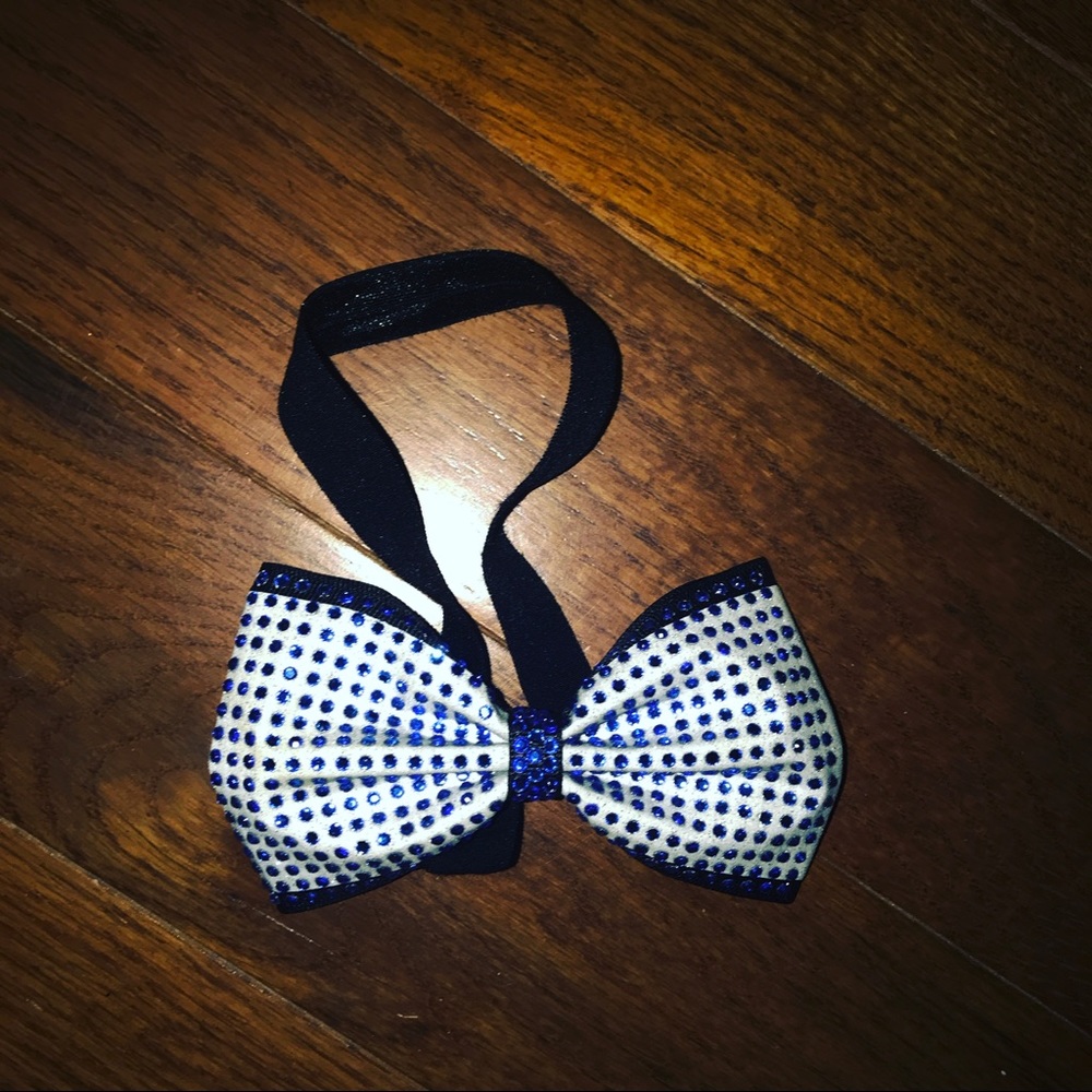 Toddler cheer bow